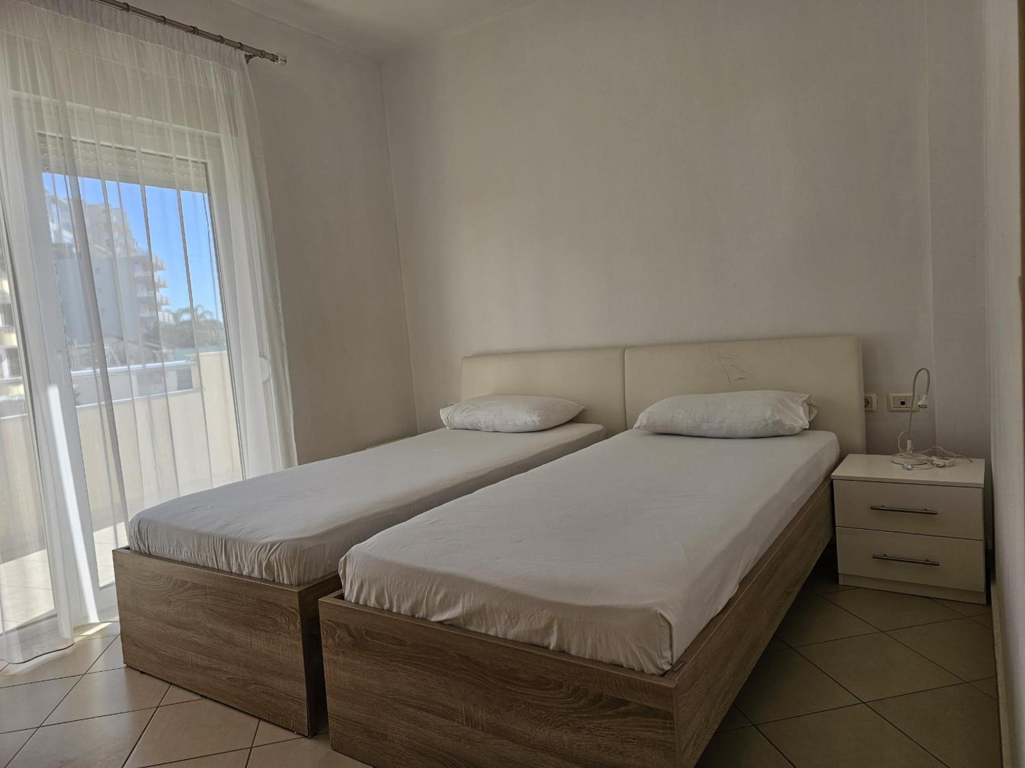 Svein Apartment Saranda Extérieur photo